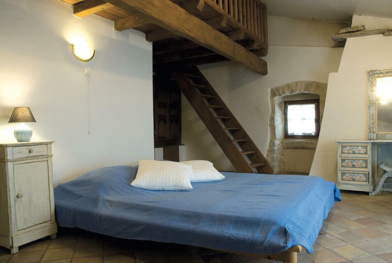 Maison De Dame Tartine Issirac Екстериор снимка