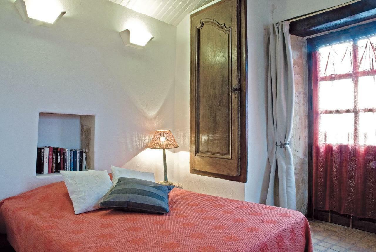 Maison De Dame Tartine Issirac Екстериор снимка